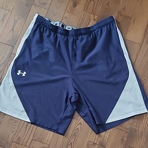 Under Armour Men's Navy Blue and White Athletic Shorts size XL
